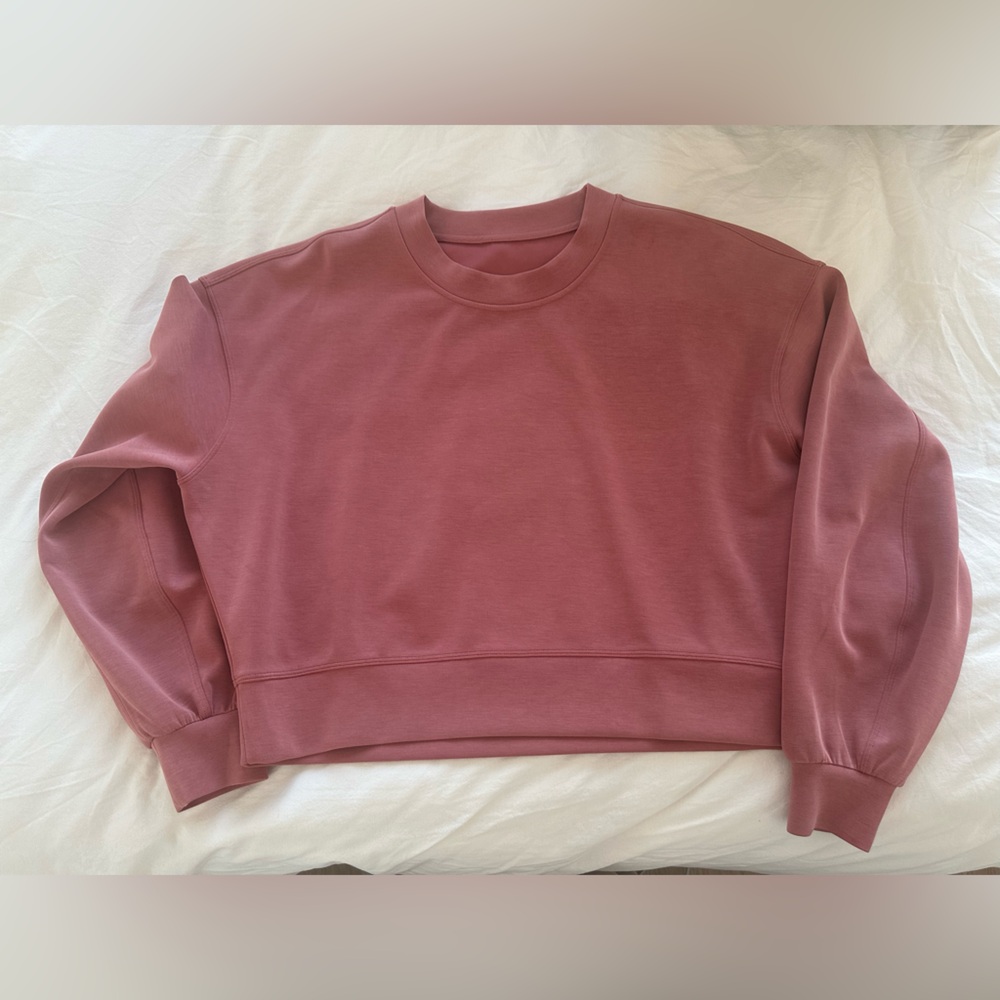 lululemon Softstreme Perfectly Oversized Cropped Crew - Brier Rose